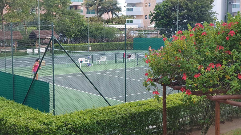 quadras de tenis no Ilha da Madeira Resort