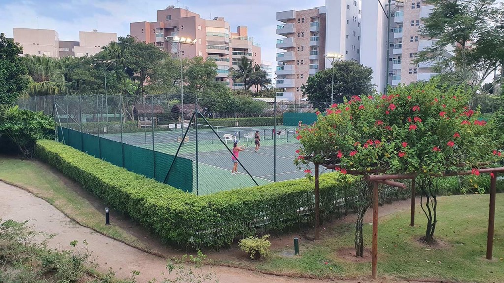 quadras de tenis no Ilha da Madeira Resort