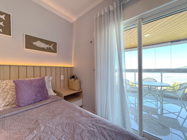 Pé na Areia Frente ao Mar apartamento para aluguel na Riviera